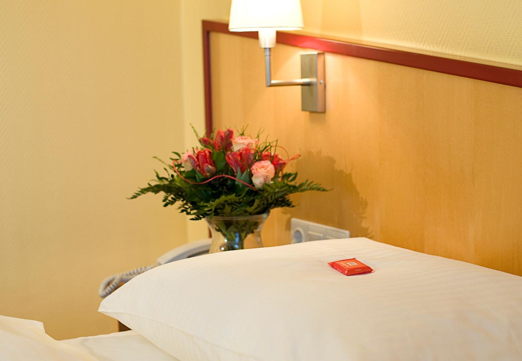Montana Hotel Oberasbach Eksteriør billede